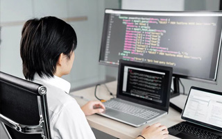 吉安 ,php声明和调用变量的符号是什么？